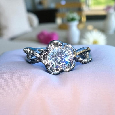 Elegant Synthetic Zircon Alloy Ring